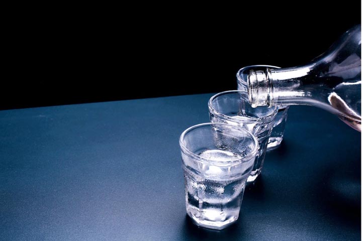 В Саяногорске нашли лабораторию по производству контрафактного алкоголя